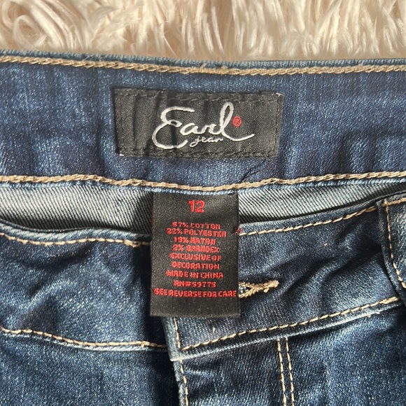 Earl Jeans Classic Blue Jean Shorts - Picture 2 of 6